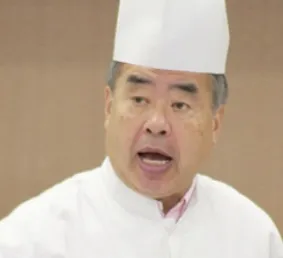 りん くんび 先生