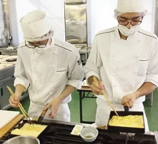 出汁巻き卵の訓練