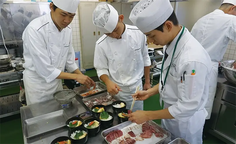 韓国・又松（ウソン）情報大学 交流の様子